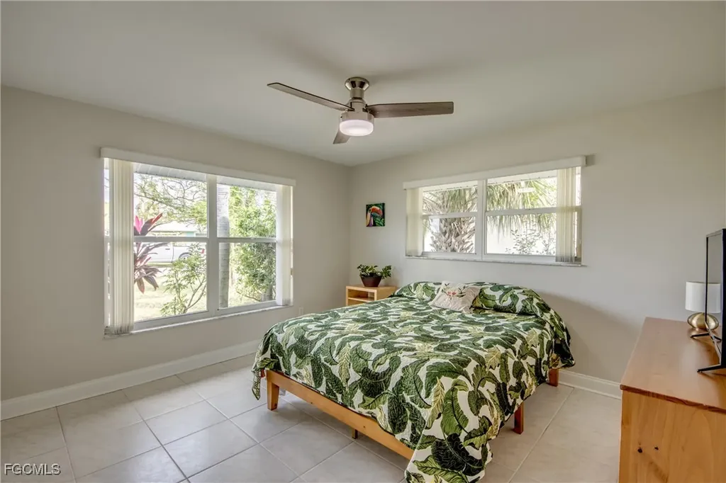 1106 Lorraine Court Cape Coral FL 33904