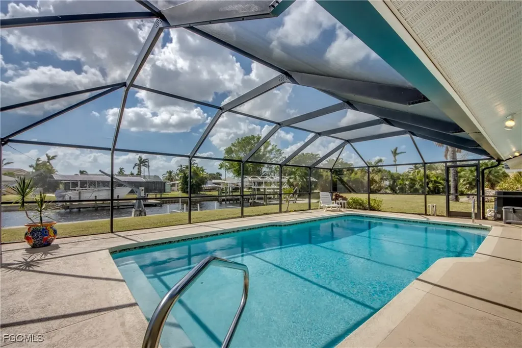 1106 Lorraine Court Cape Coral FL 33904