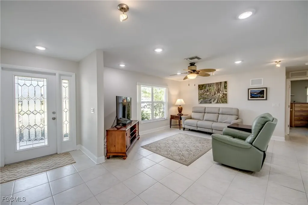 1106 Lorraine Court Cape Coral FL 33904