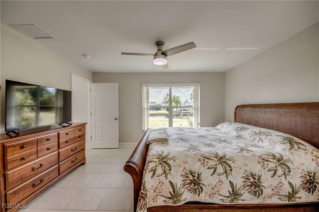 1106 Lorraine Court Cape Coral FL 33904