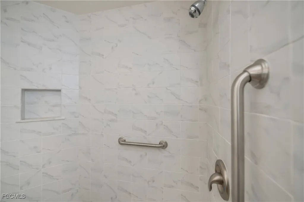 10109 Colonial Country Club Boulevard Fort Myers FL 33913