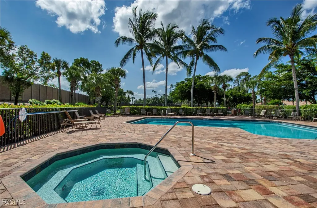 10109 Colonial Country Club Boulevard Fort Myers FL 33913