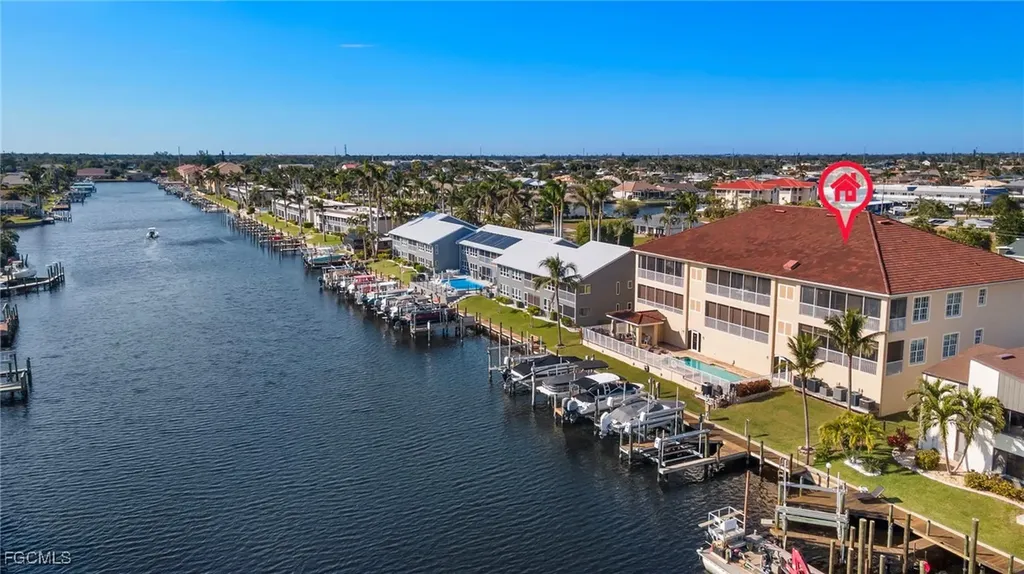1814 Beach Parkway Cape Coral FL 33904