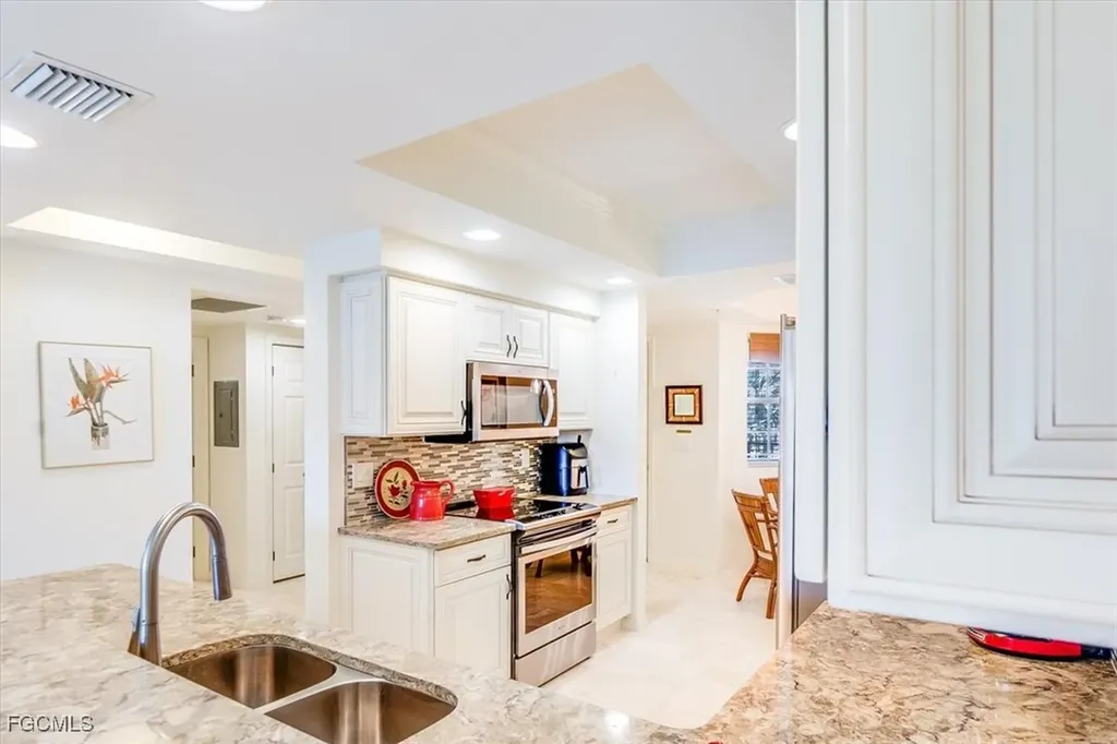1787 Four Mile Cove Parkway Cape Coral FL 33990