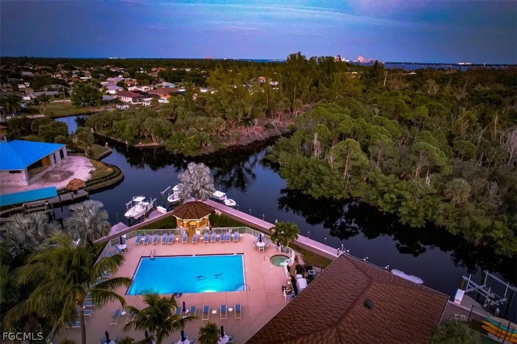 1787 Four Mile Cove Parkway Cape Coral FL 33990