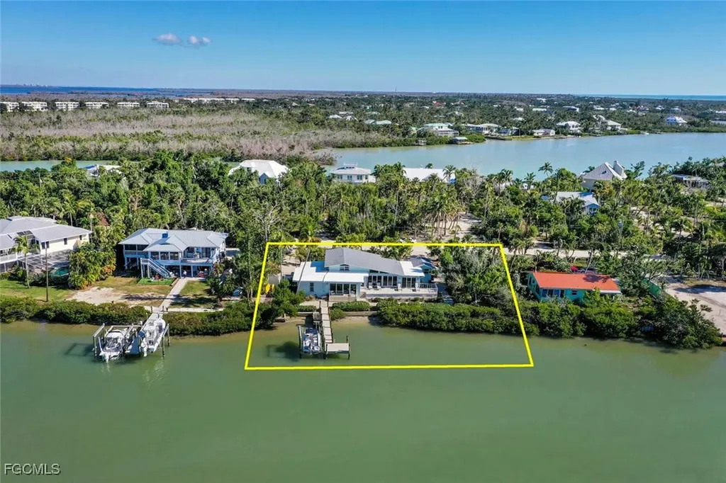 Sanibel FL, 2667 Coconut Drive