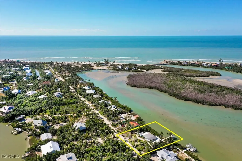 2667 Coconut Drive Sanibel FL 33957