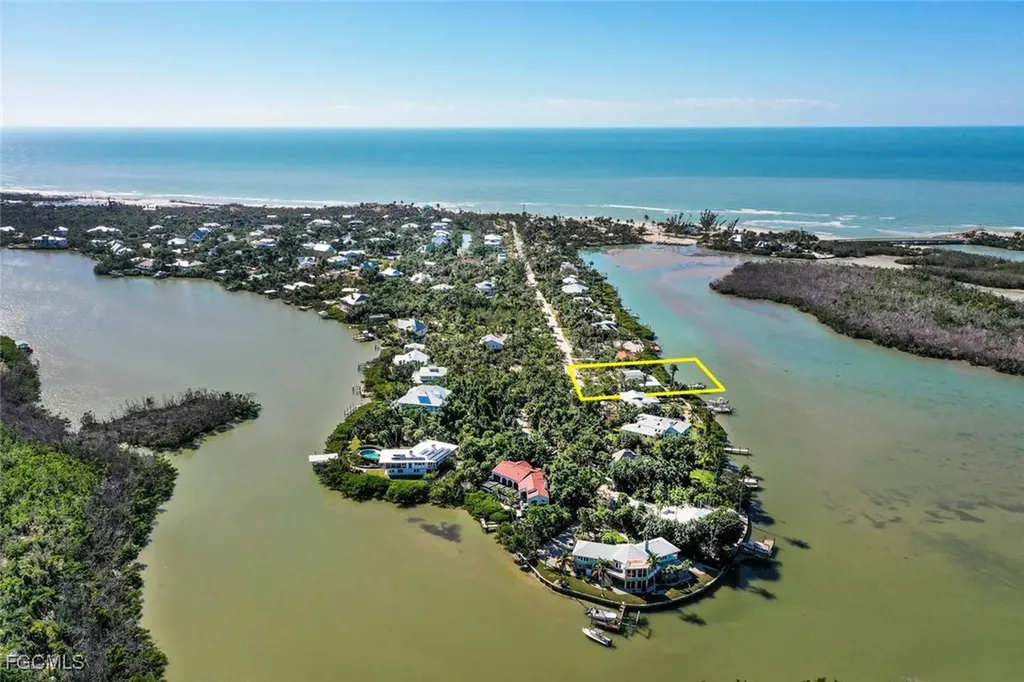 2667 Coconut Drive Sanibel FL 33957