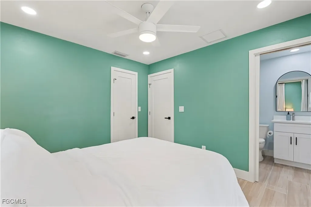 2412 La Salle Avenue Fort Myers FL 33907