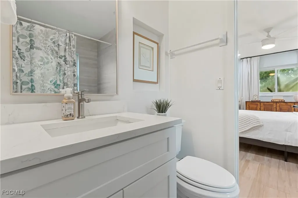 2412 La Salle Avenue Fort Myers FL 33907
