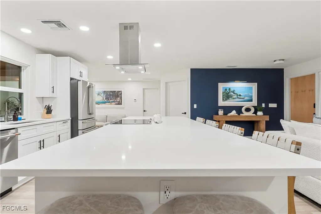 2412 La Salle Avenue Fort Myers FL 33907