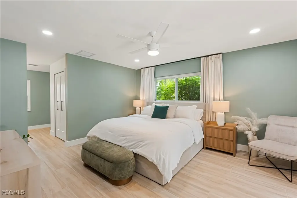 2412 La Salle Avenue Fort Myers FL 33907