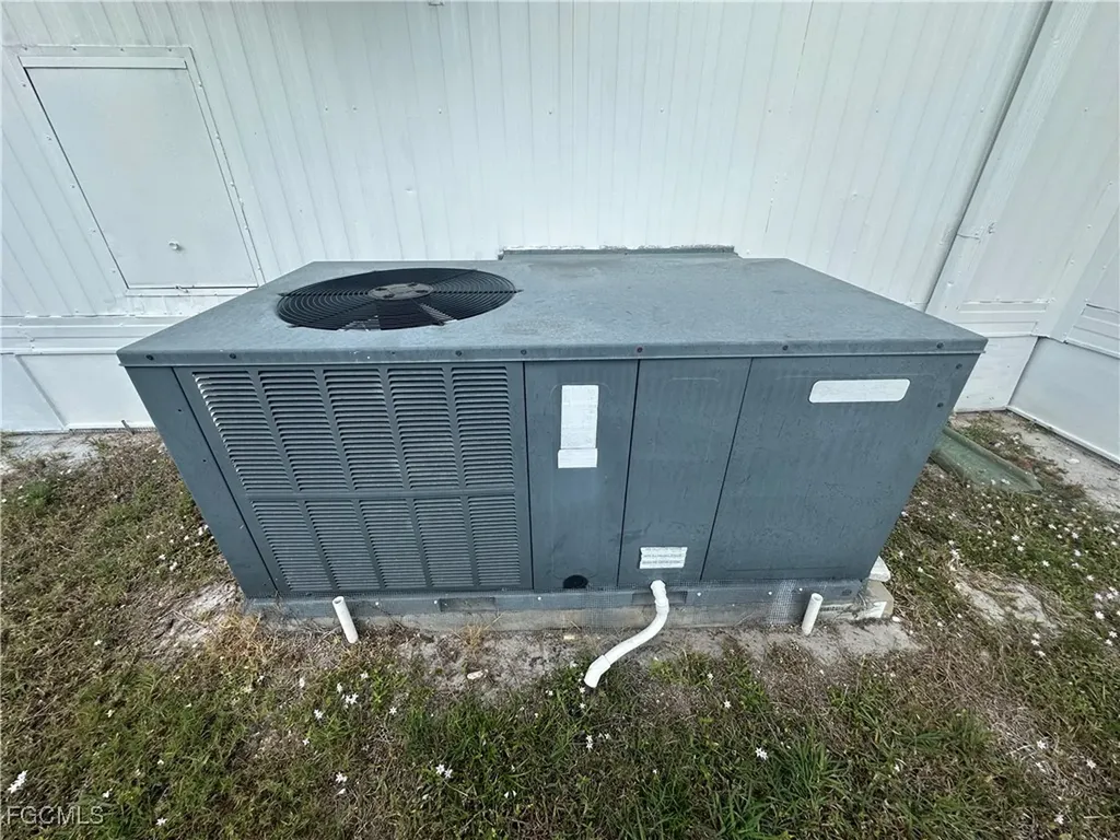 208 Brandywine Lane North Fort Myers FL 33917