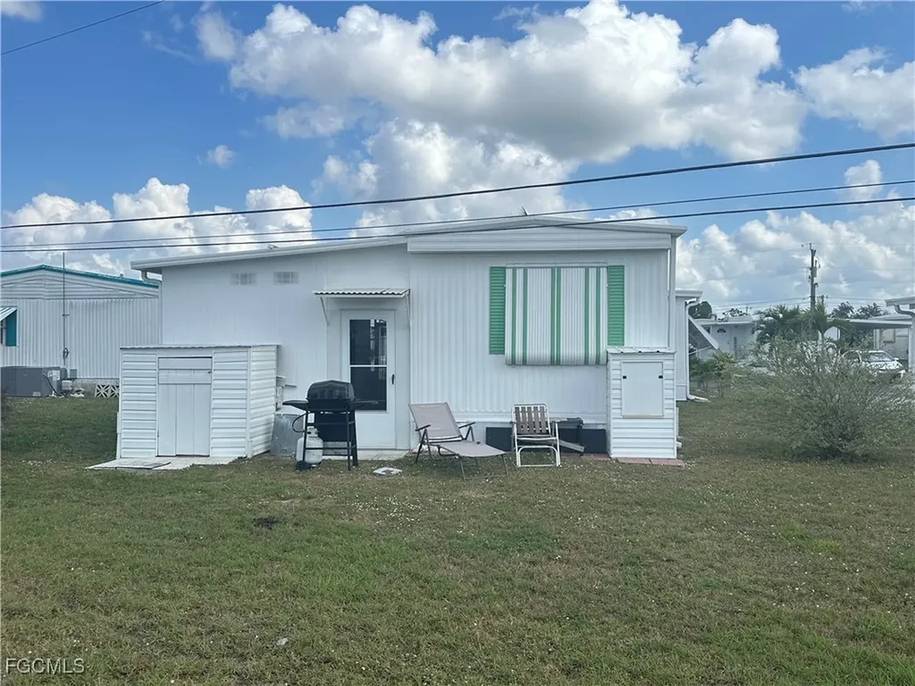 208 Brandywine Lane North Fort Myers FL 33917