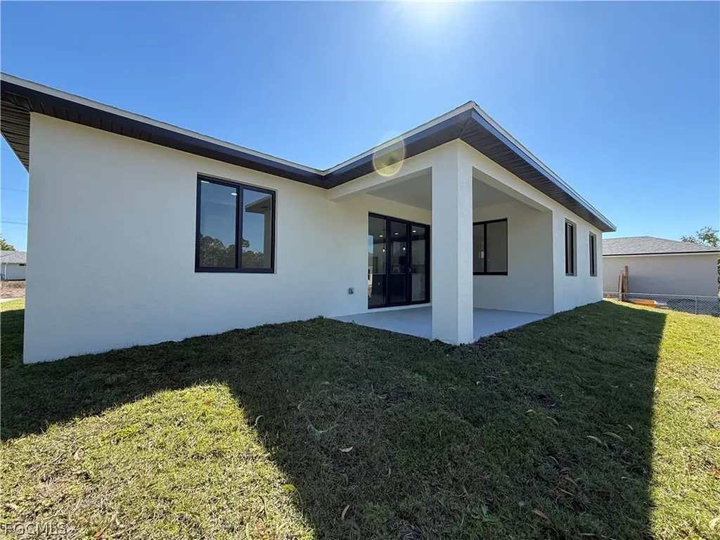 716 Castlestone Avenue S Lehigh Acres FL 33974