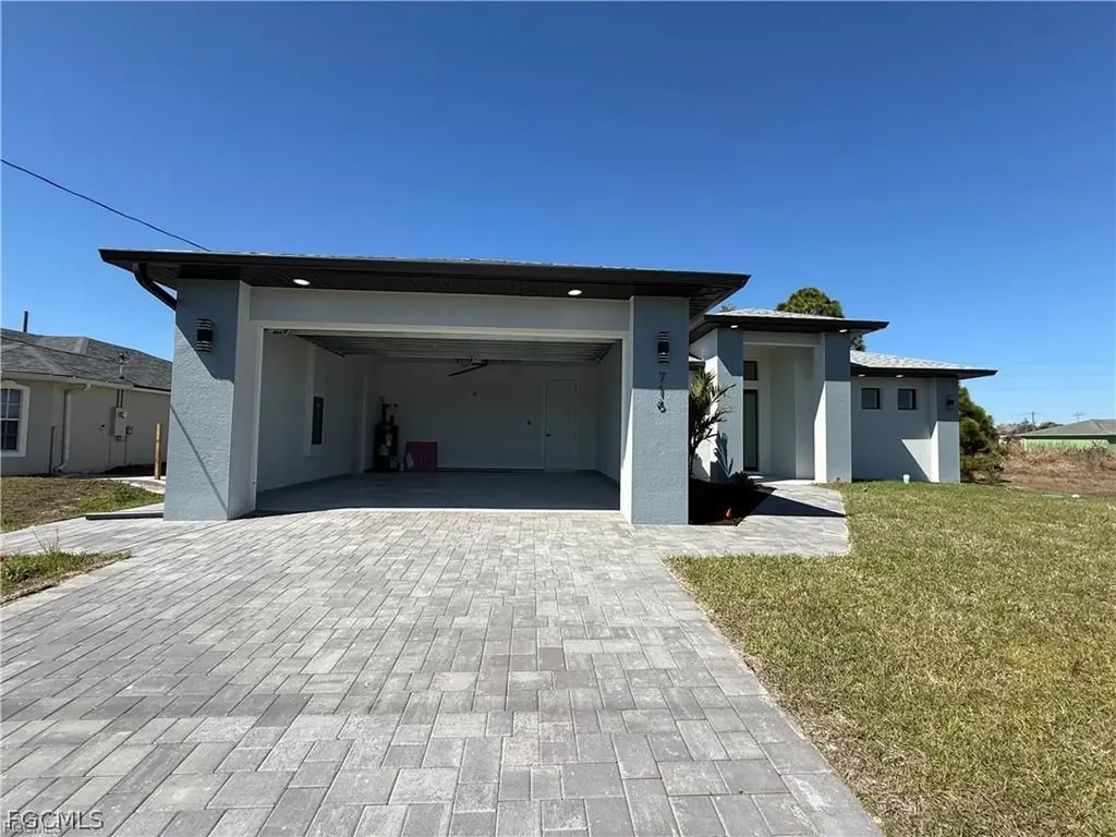 656 Foxchase Drive Lehigh Acres FL 33974