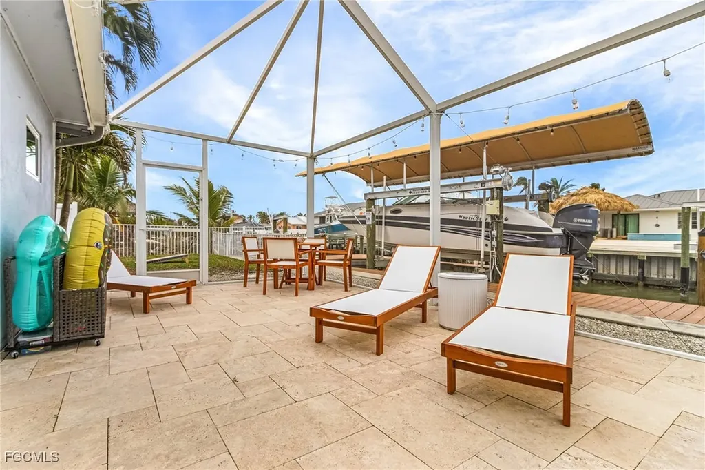 467 Madison Court Fort Myers Beach FL 33931