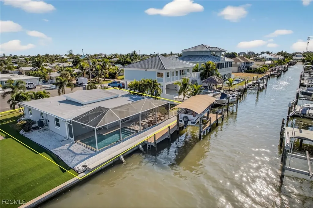 467 Madison Court Fort Myers Beach FL 33931