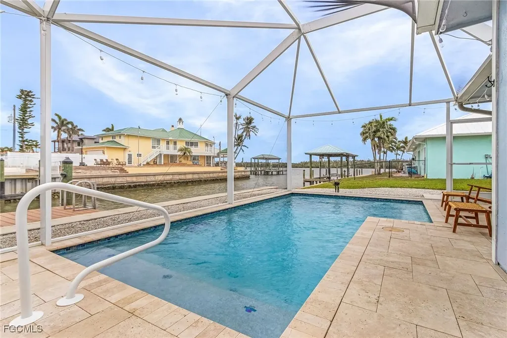 467 Madison Court Fort Myers Beach FL 33931
