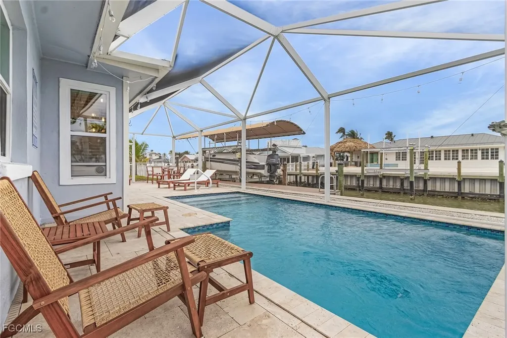 467 Madison Court Fort Myers Beach FL 33931