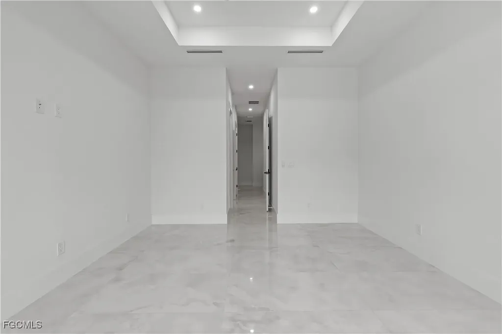 1118 Del Prado Boulevard N Cape Coral FL 33909