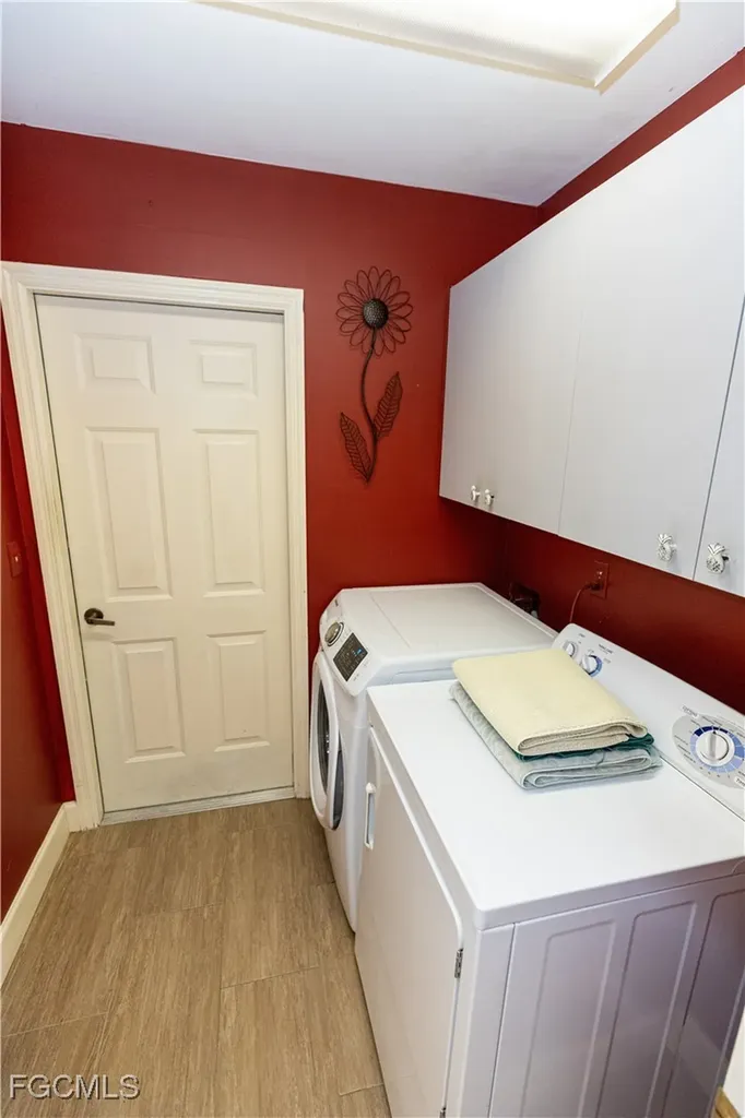 9411 Old Hickory Circle Fort Myers FL 33912