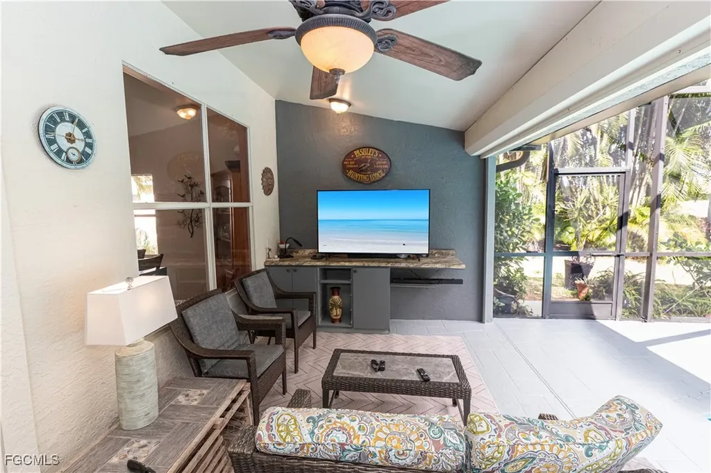 9411 Old Hickory Circle Fort Myers FL 33912