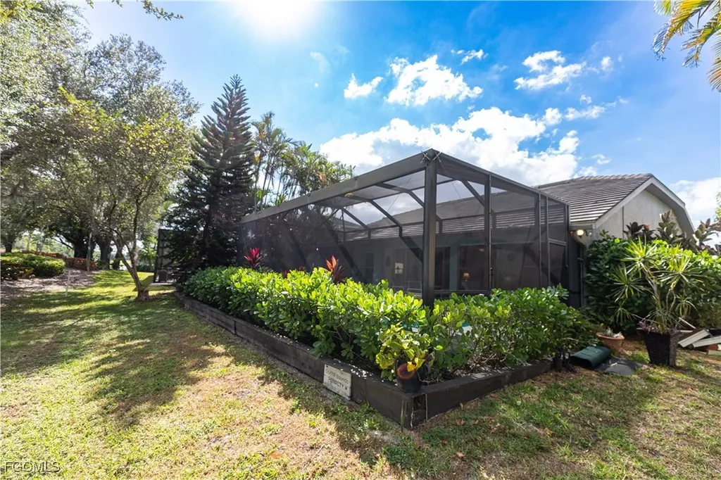 9411 Old Hickory Circle Fort Myers FL 33912