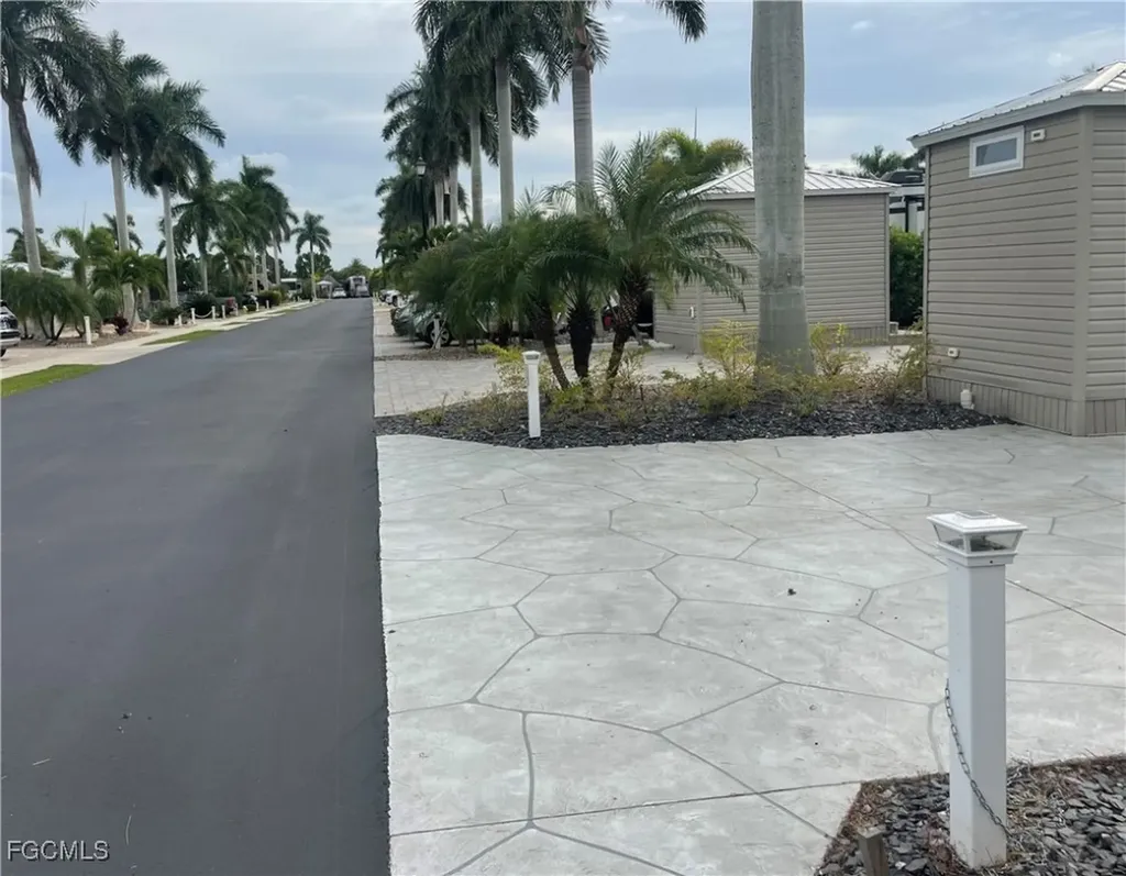 5202 Marsh Mallow Trail Fort Myers FL 33905