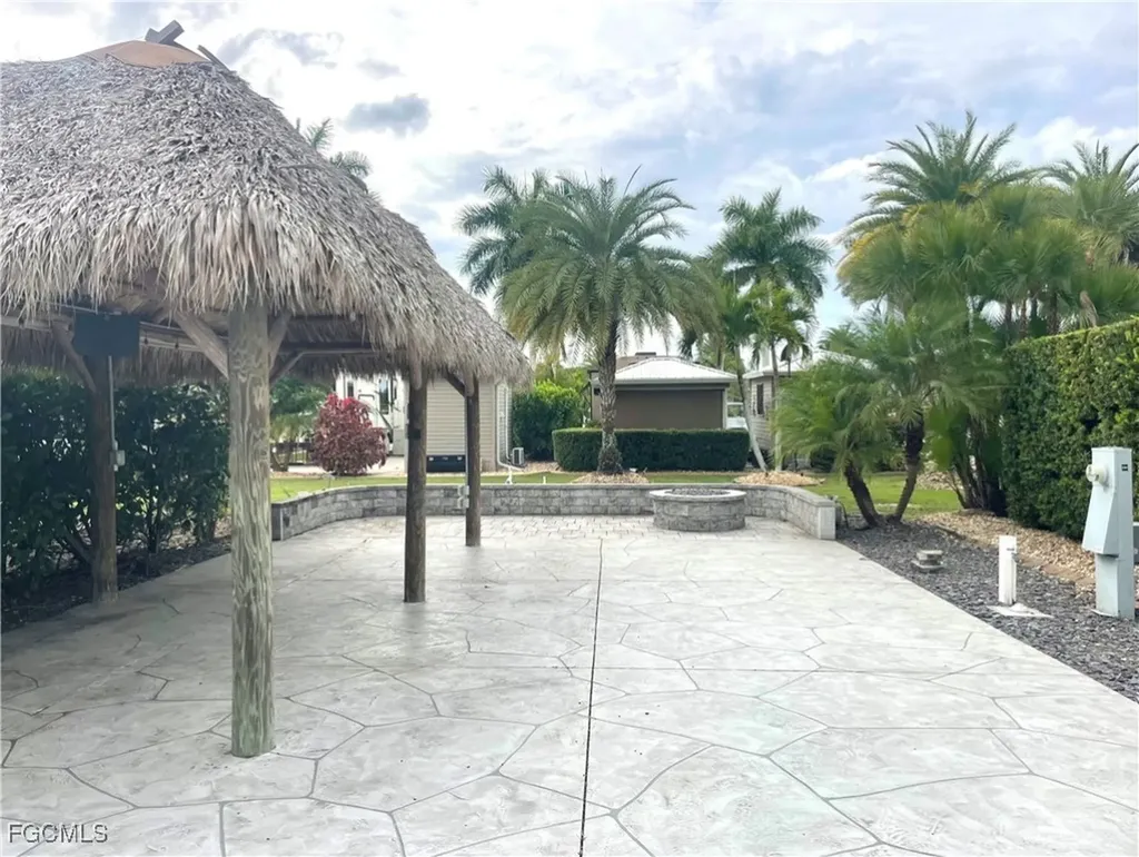 5202 Marsh Mallow Trail Fort Myers FL 33905