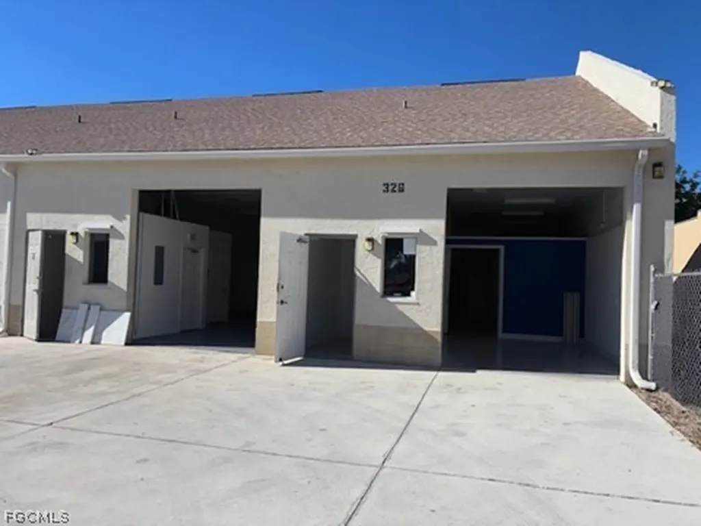 326 NE 3rd Avenue Cape Coral FL 33909