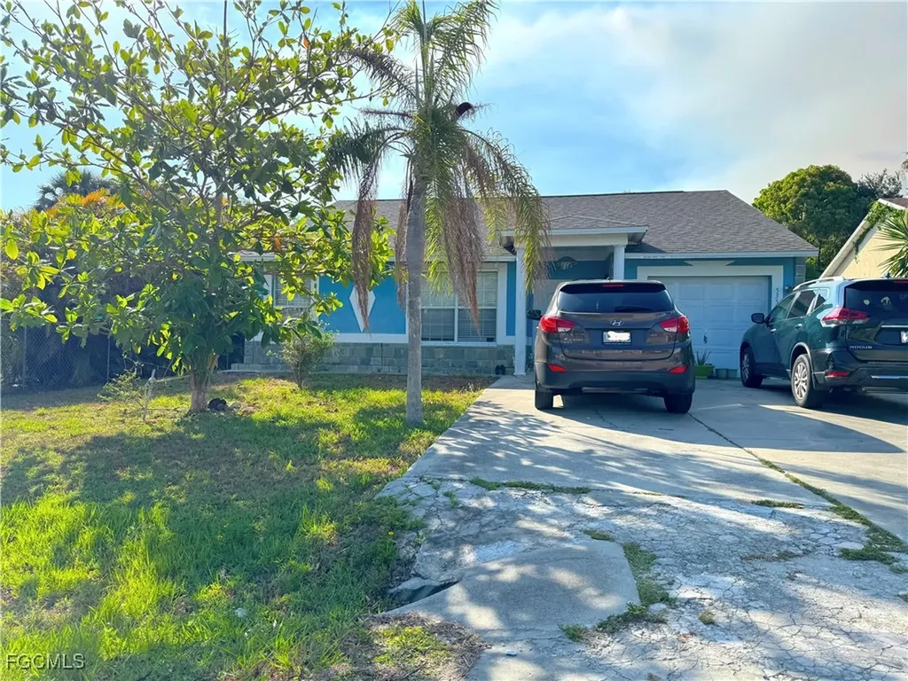 5353 Martin Street Naples FL 34113