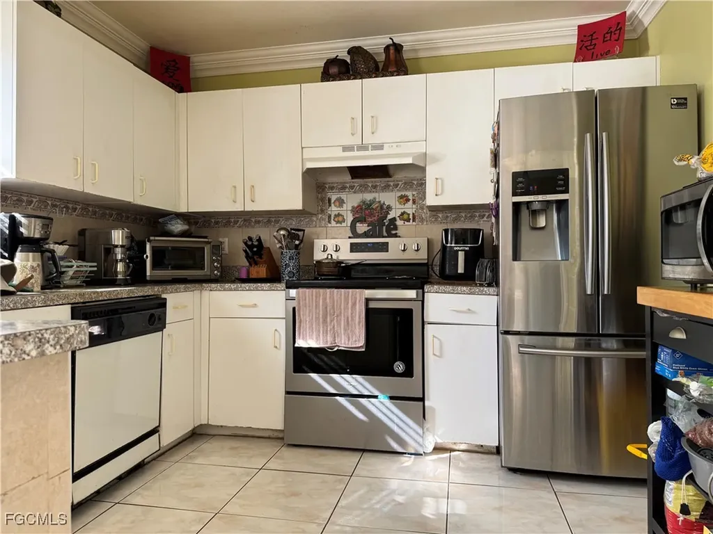 5353 Martin Street Naples FL 34113