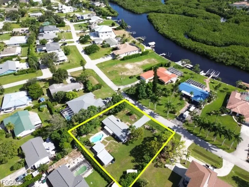 4970 Riverside Drive Estero FL 33928