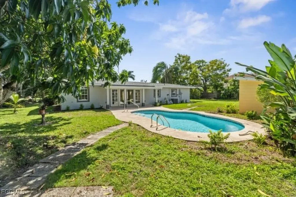 4970 Riverside Drive Estero FL 33928