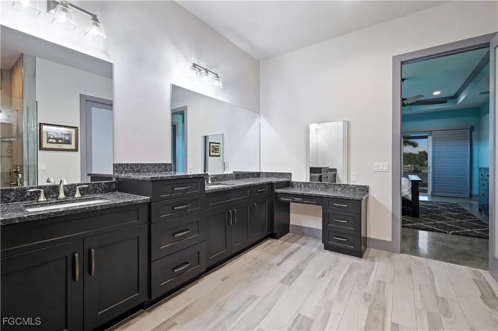 2519 SW 27th Avenue Cape Coral FL 33914