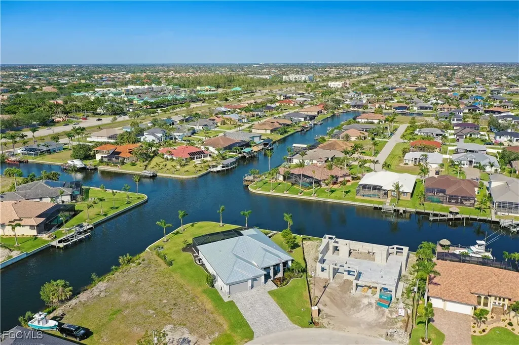 2519 SW 27th Avenue Cape Coral FL 33914