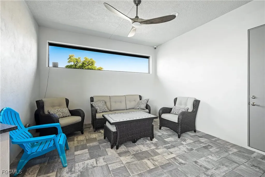 2519 SW 27th Avenue Cape Coral FL 33914