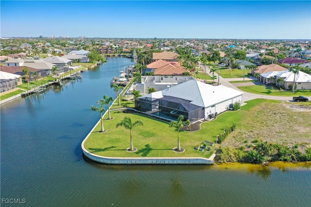 2519 SW 27th Avenue Cape Coral FL 33914