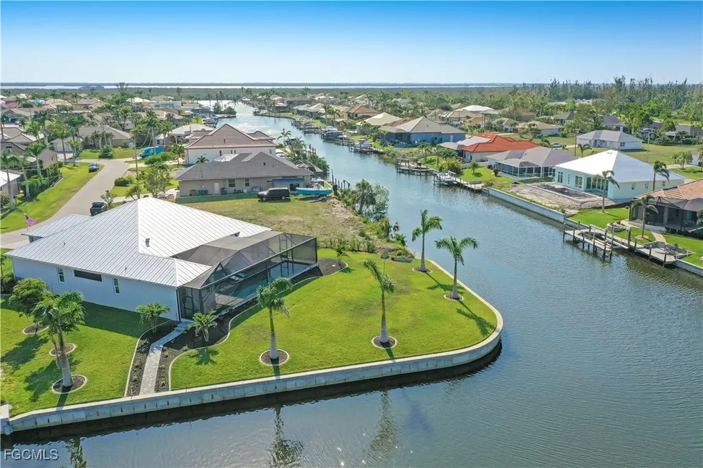 2519 SW 27th Avenue Cape Coral FL 33914