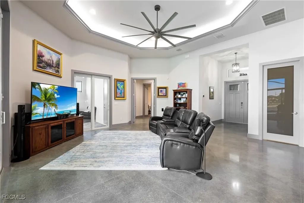 2519 SW 27th Avenue Cape Coral FL 33914