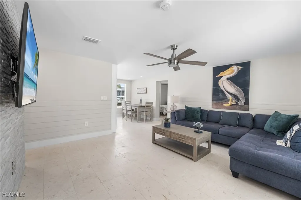 250 Donora Boulevard Fort Myers Beach FL 33931