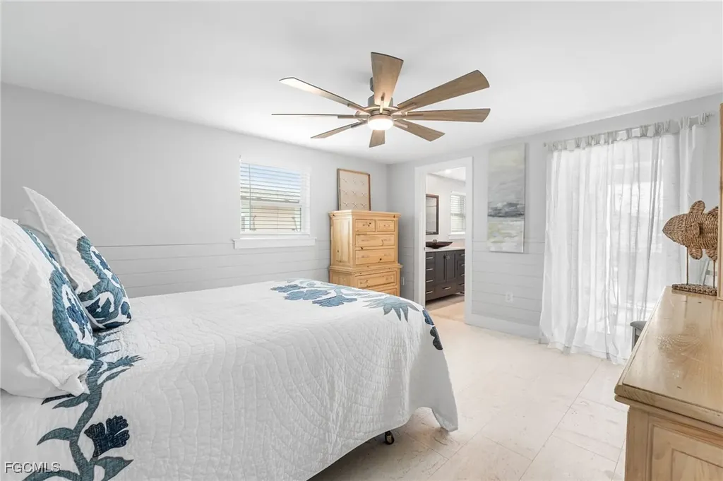 250 Donora Boulevard Fort Myers Beach FL 33931