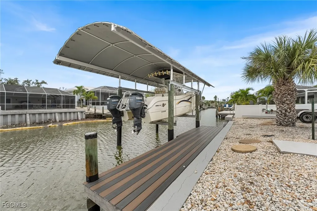 250 Donora Boulevard Fort Myers Beach FL 33931