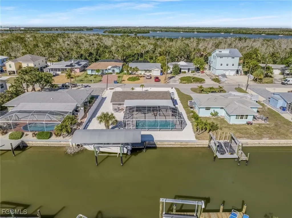 250 Donora Boulevard Fort Myers Beach FL 33931