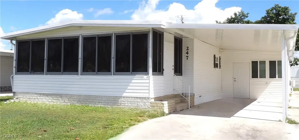 247 Shrub Lane N North Fort Myers FL 33917