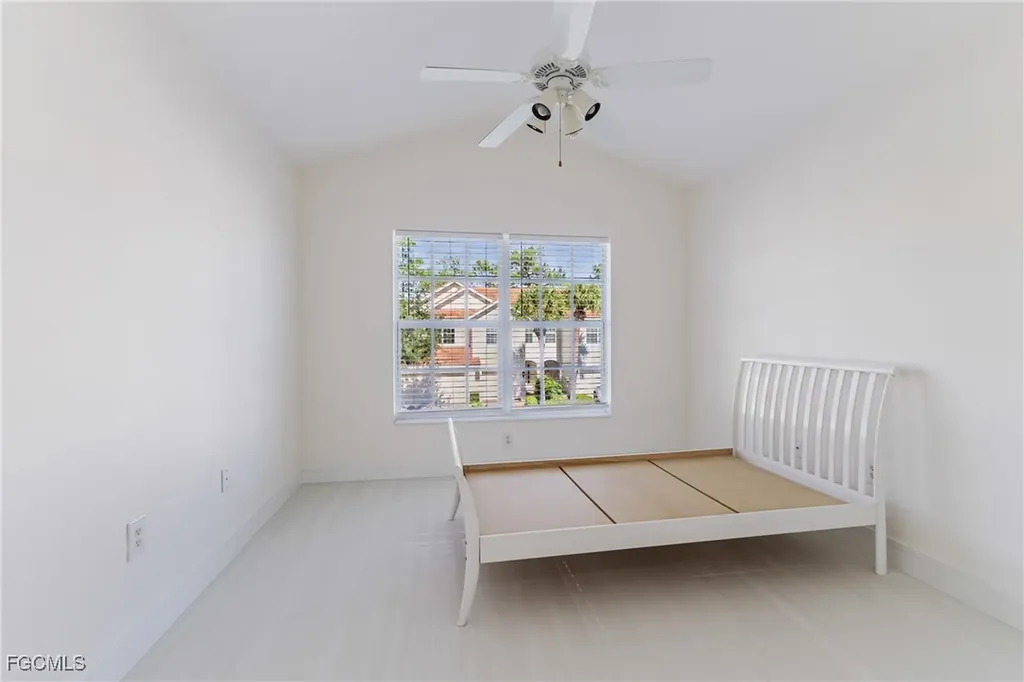 827 Hampton Circle Naples FL 34105