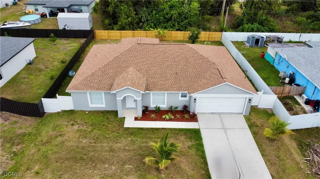 3025 NE 6th Place Cape Coral FL 33909