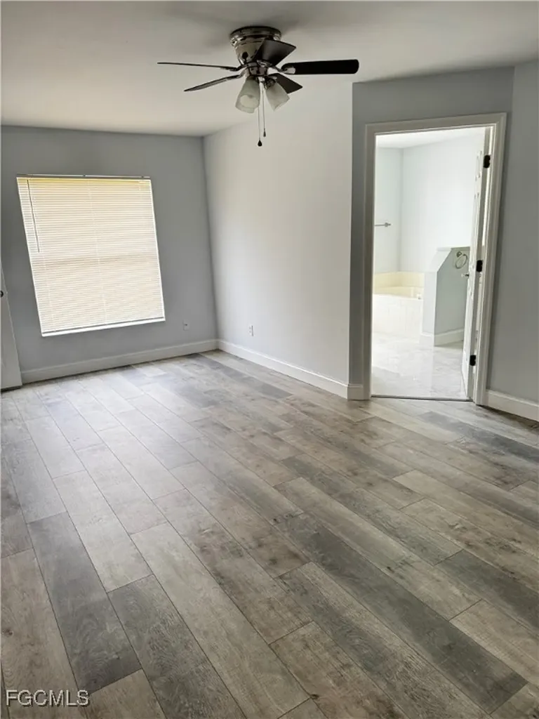 3025 NE 6th Place Cape Coral FL 33909