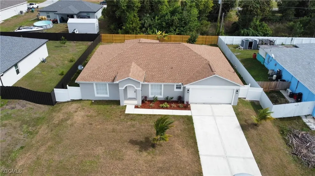 3025 NE 6th Place Cape Coral FL 33909
